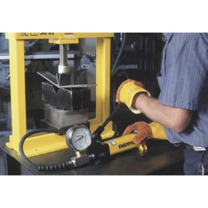 ENERPAC Werkstattpresse VLP-106P142 Druckkraft 10 Tonnen